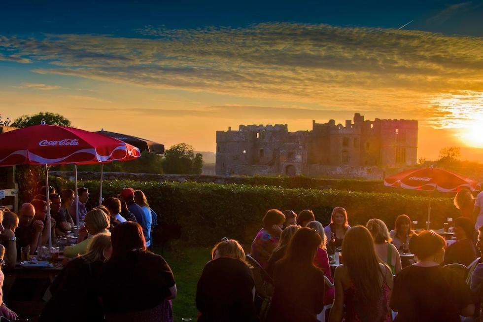 Carew Inn Tenby Eksteriør bilde